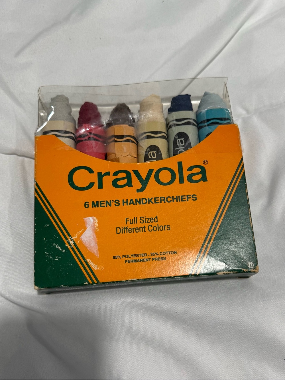 Vintage 1981 Crayola Handkerchiefs 6 Pack Crayon Box Novelty